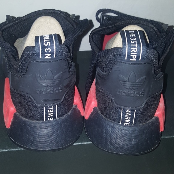 Adidas NMD R1 - Picture 3 of 8